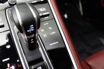 Porsche Panamera 4 2023