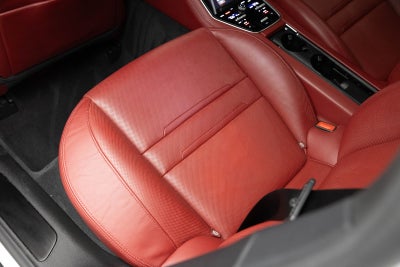 Porsche Panamera 4 2023