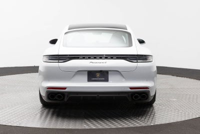 Porsche Panamera 4 2023