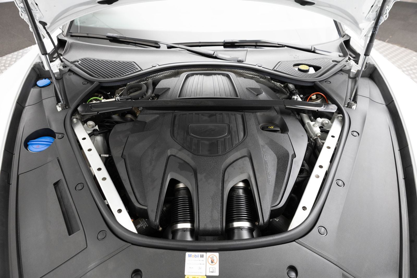 Porsche Panamera 4 2023