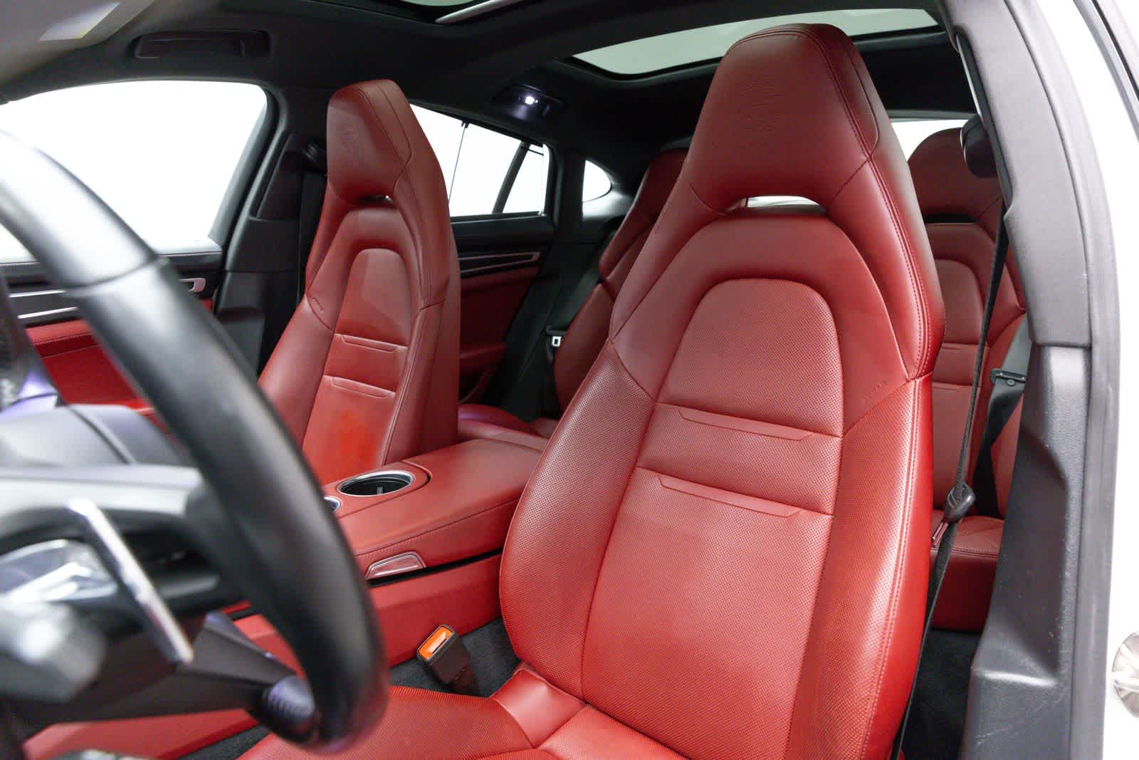 Porsche Panamera 4 2023