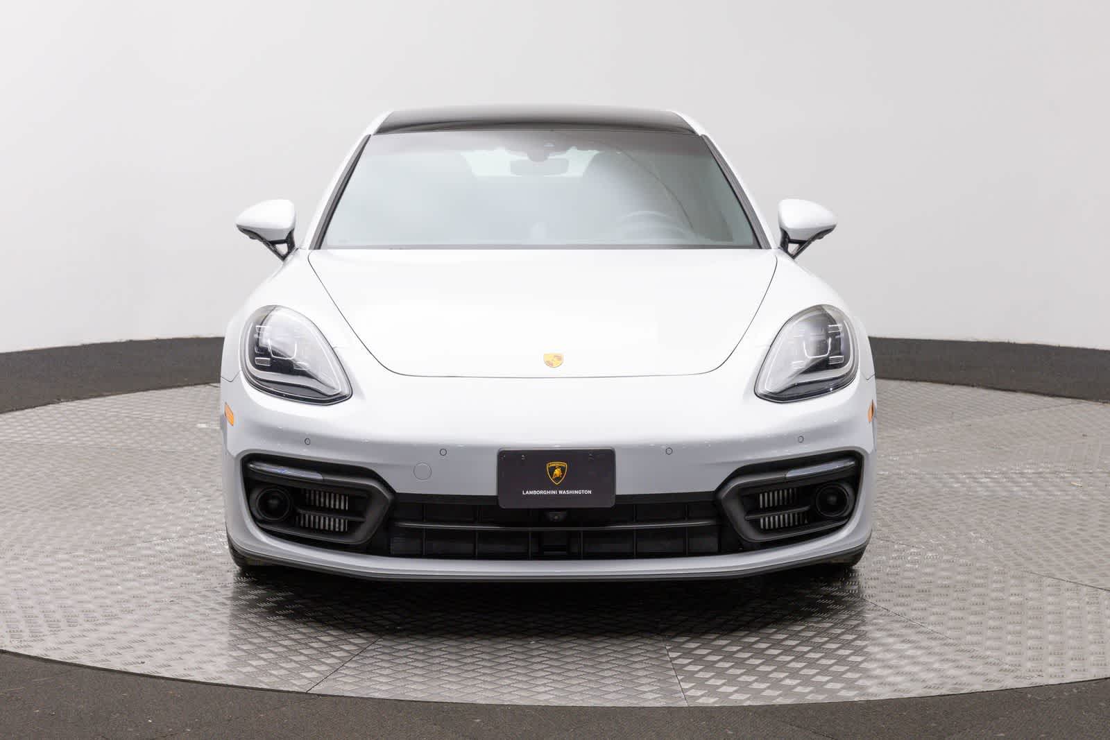 Porsche Panamera 4 2023