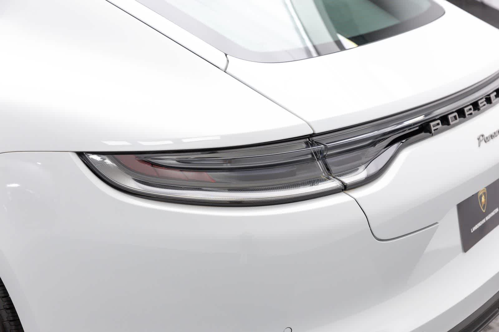 Porsche Panamera 4 2023