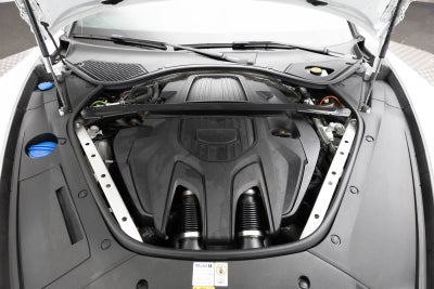 Porsche Panamera 4 2023