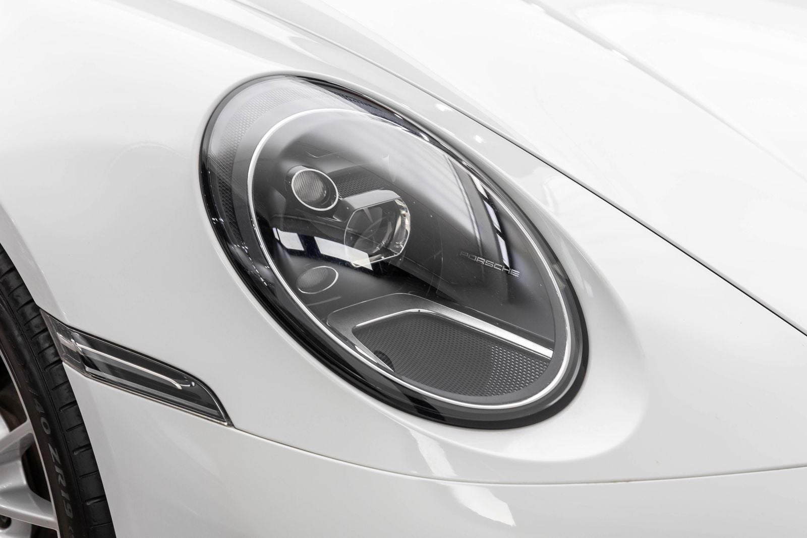 Porsche 911 Carrera 2020