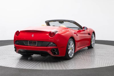 Ferrari California de 2 puertas descapotable de 2010