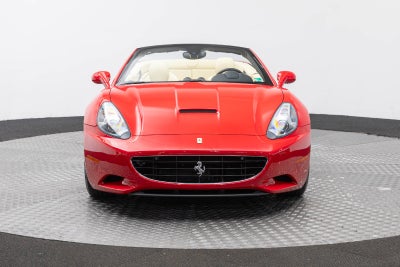 Ferrari California de 2 puertas descapotable de 2010
