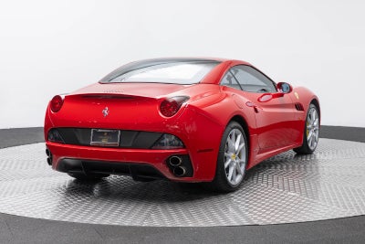 Ferrari California de 2 puertas descapotable de 2010