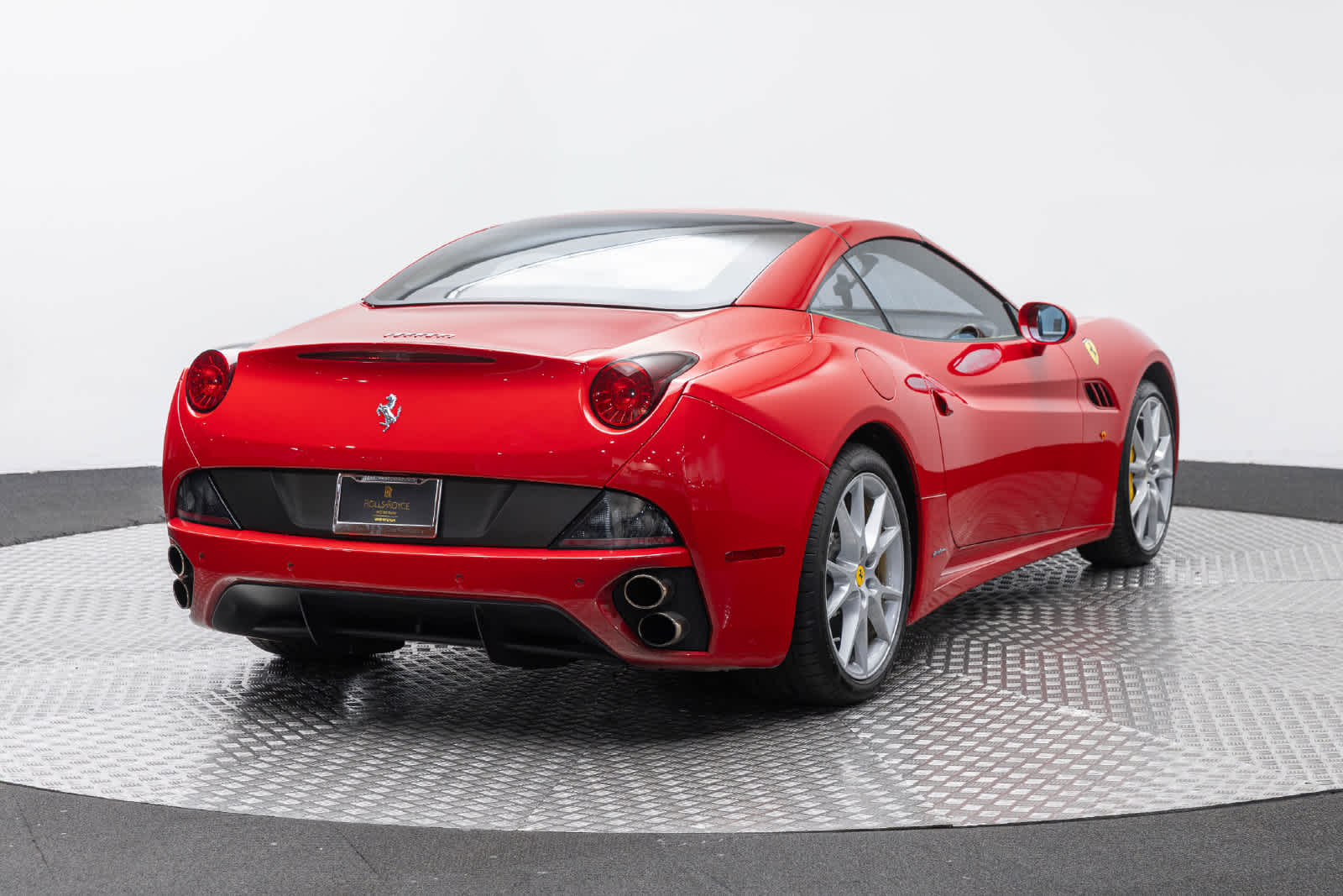 Ferrari California de 2 puertas descapotable de 2010