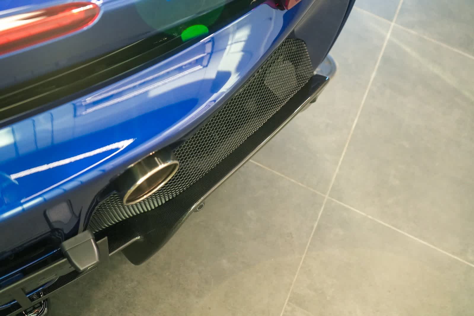 2022 Ferrari SF90 Spider Descapotable