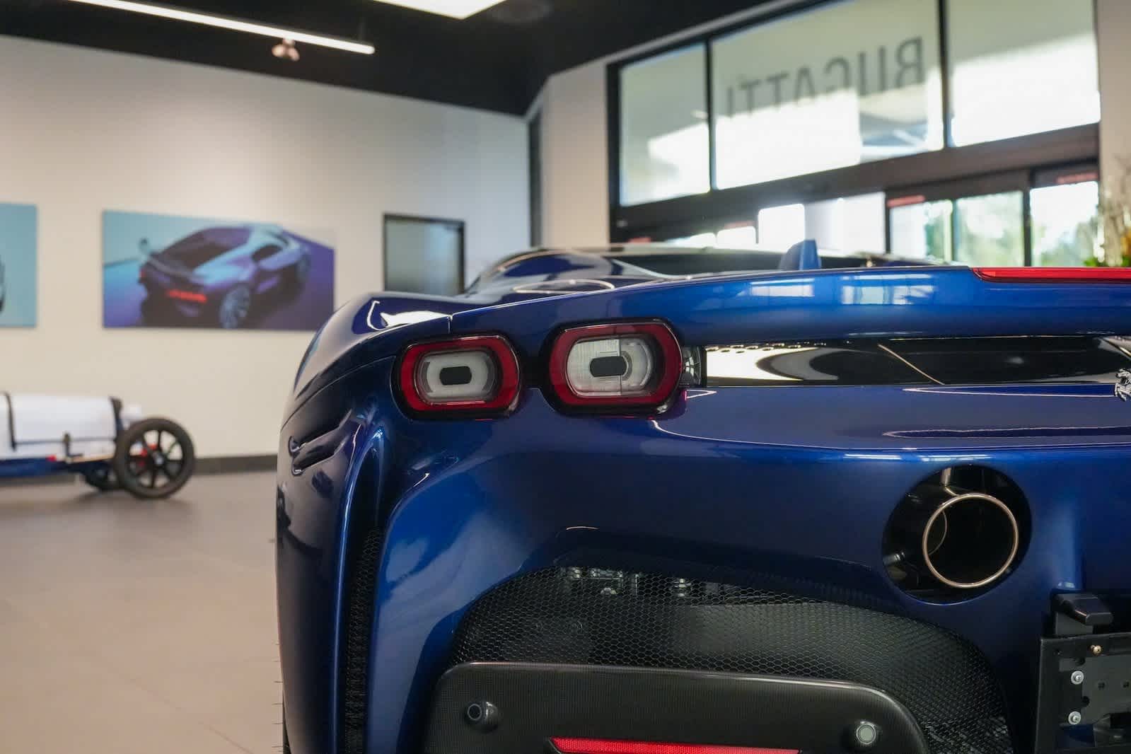 2022 Ferrari SF90 Spider Descapotable