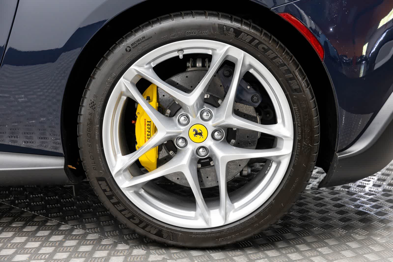 Ferrari Roma Coupé 2021