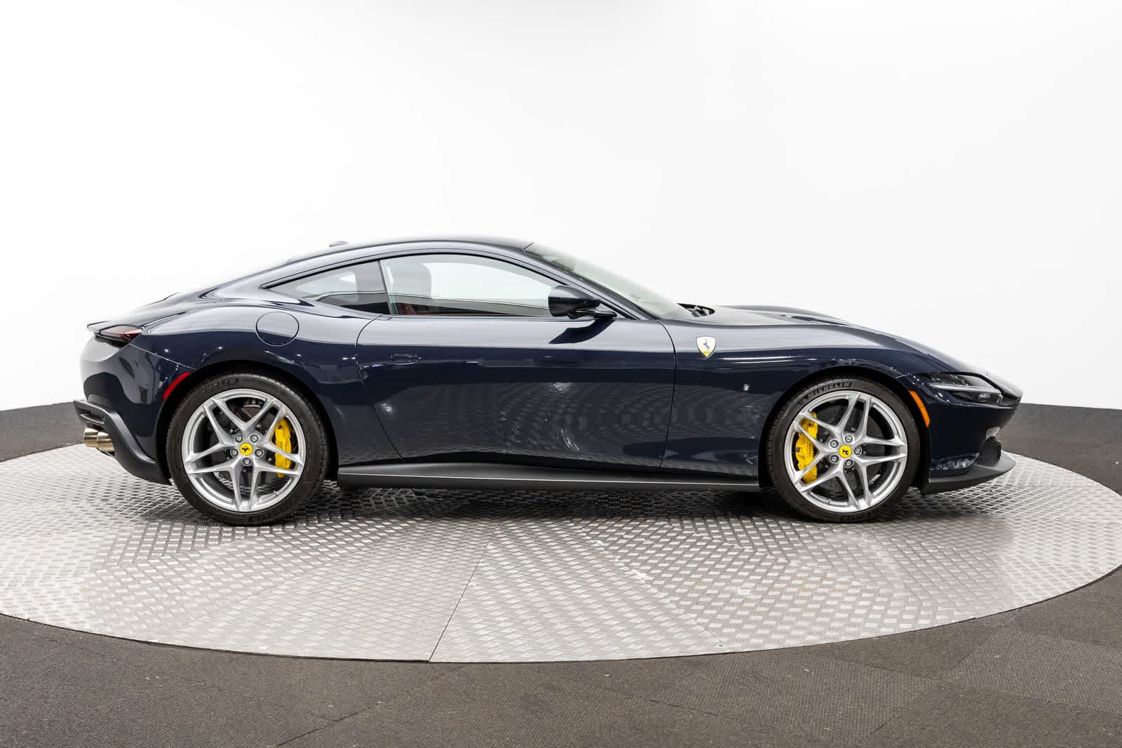 Ferrari Roma Coupé 2021
