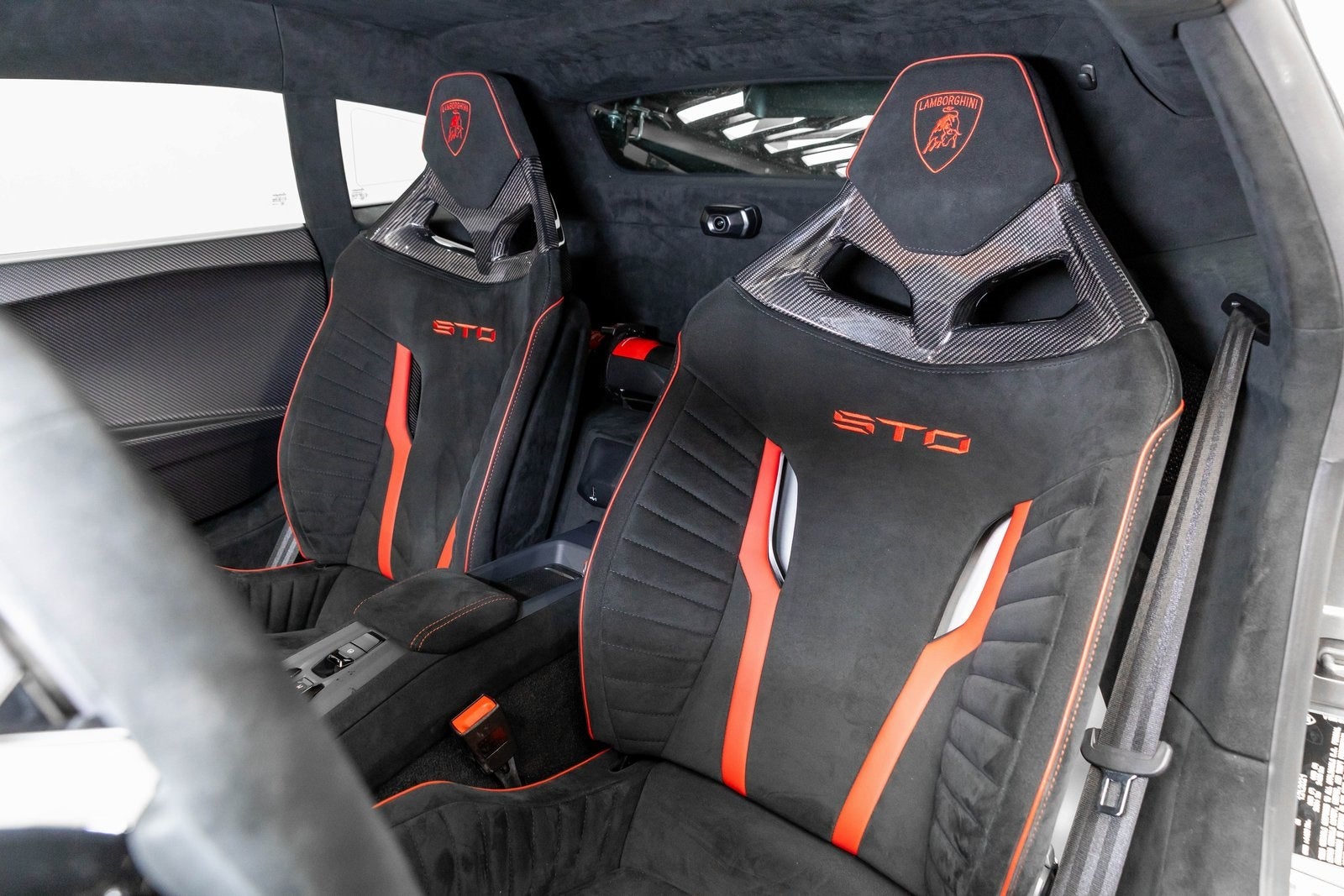 Lamborghini Huracán STO Coupé 2022