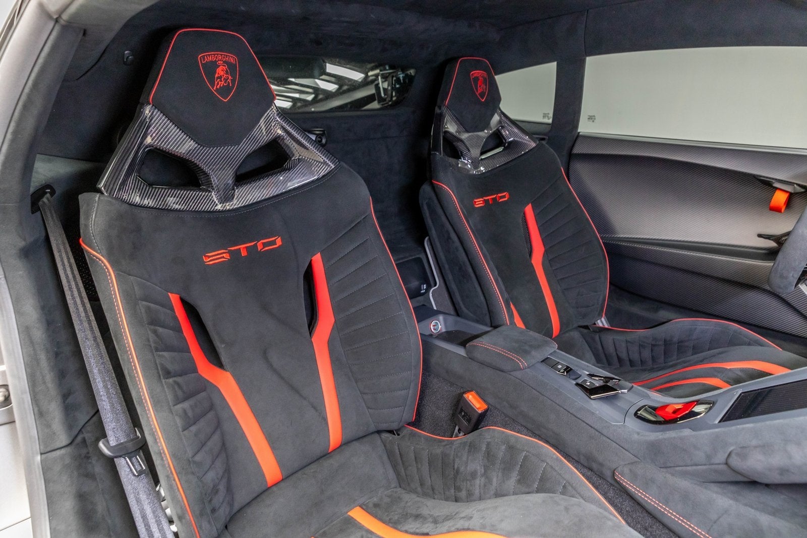 Lamborghini Huracán STO Coupé 2022