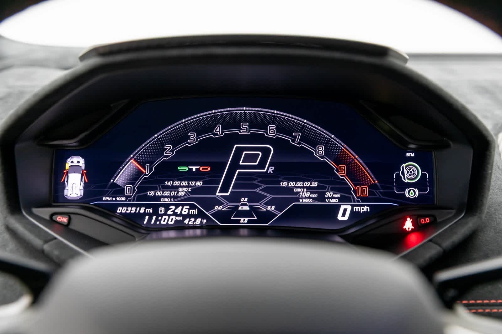 Lamborghini Huracán STO Coupé 2022