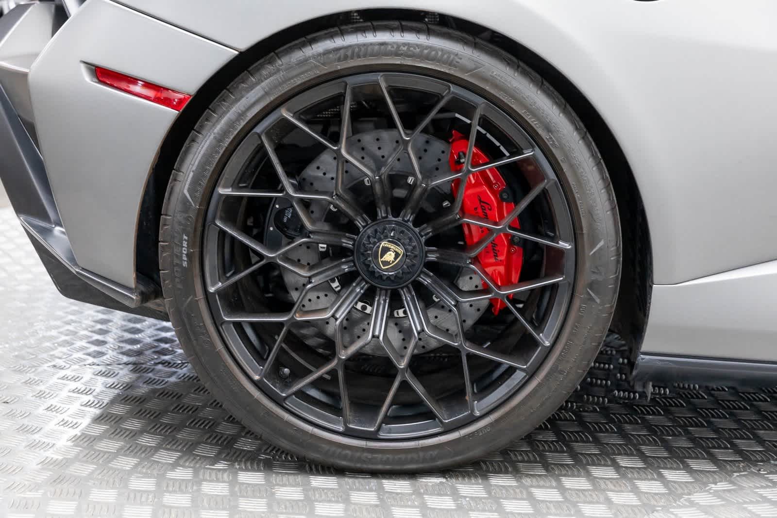 Lamborghini Huracán STO Coupé 2022