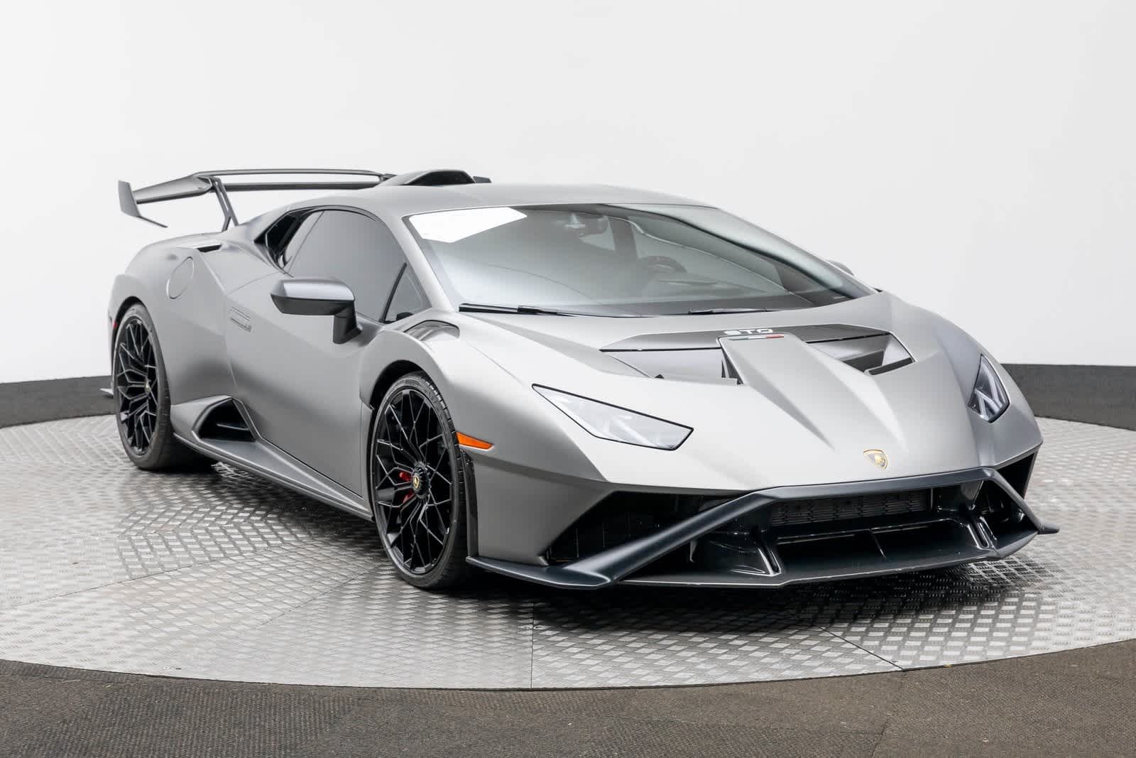 Lamborghini Huracán STO Coupé 2022