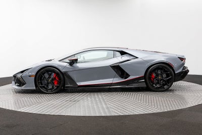 2024 Lamborghini Revuelto Coupé