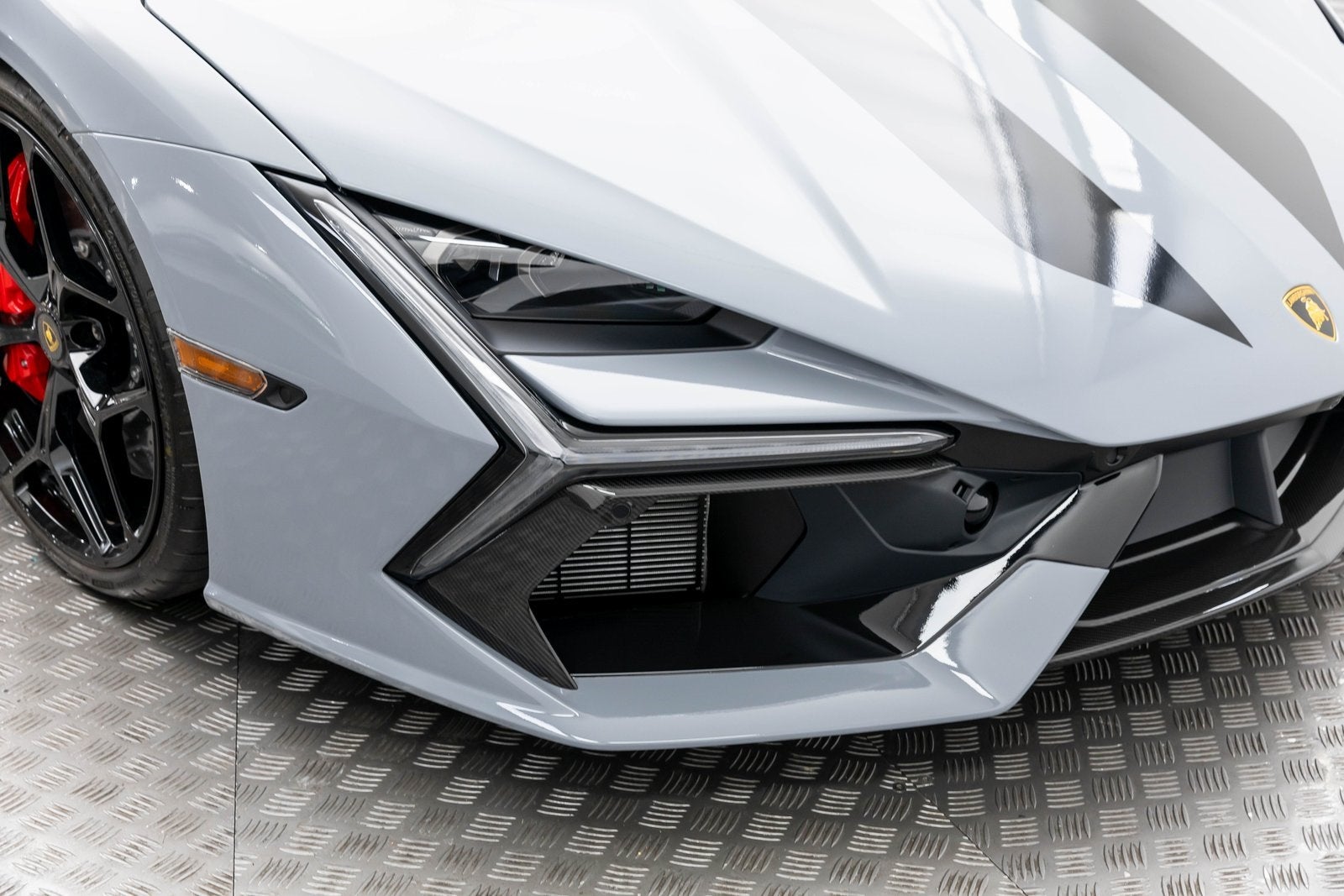 2024 Lamborghini Revuelto Coupé