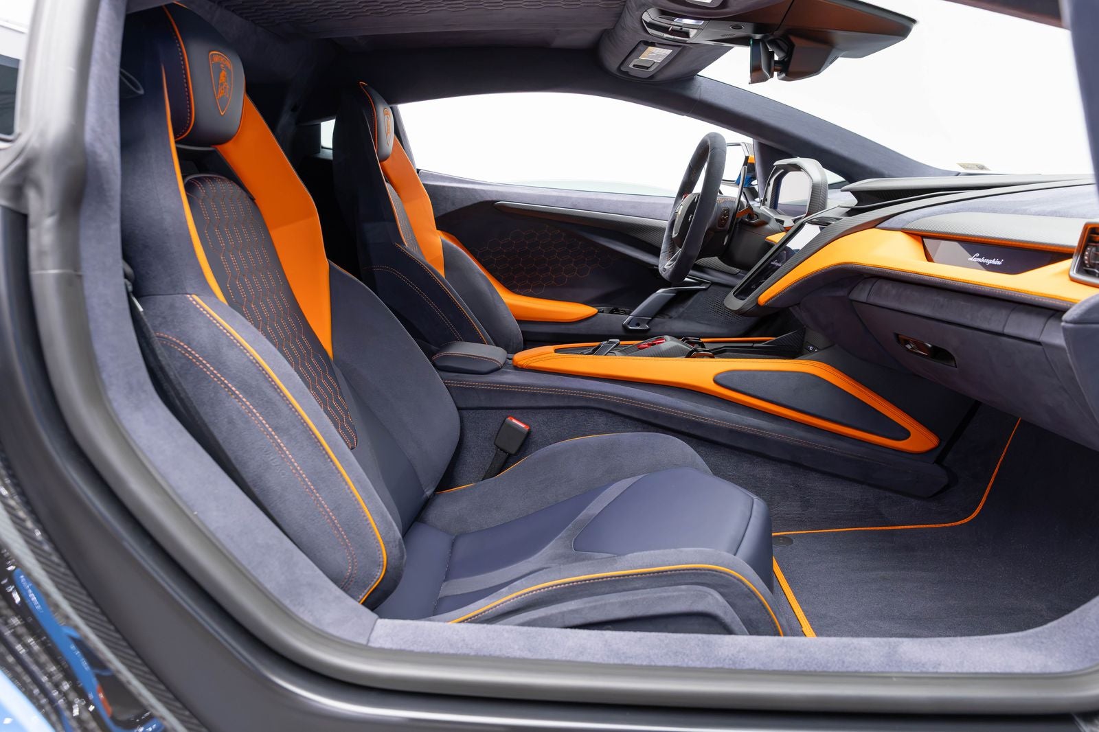 2024 Lamborghini Revuelto Coupé
