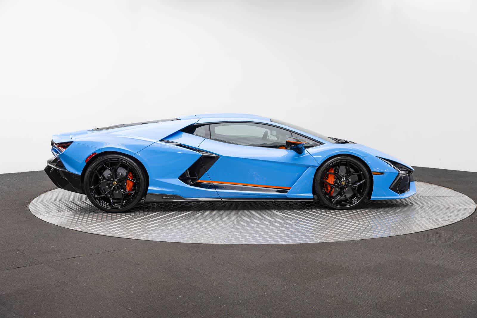 2024 Lamborghini Revuelto Coupé