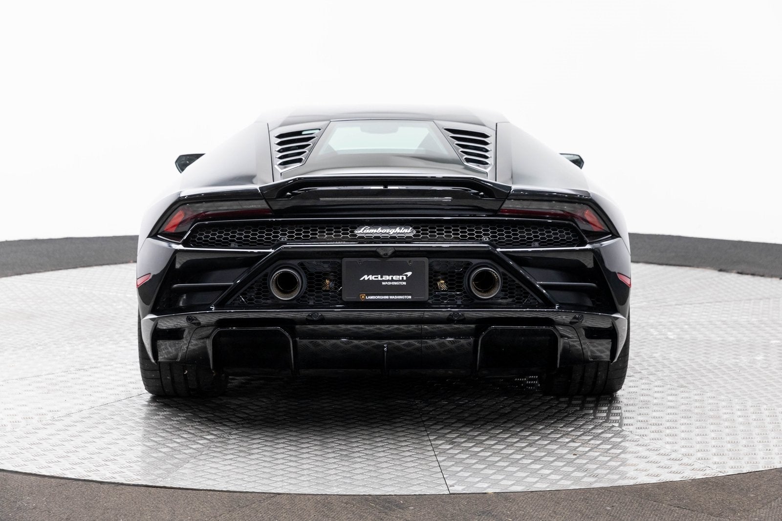 2022 Lamborghini Huracan EVO Coupe RWD