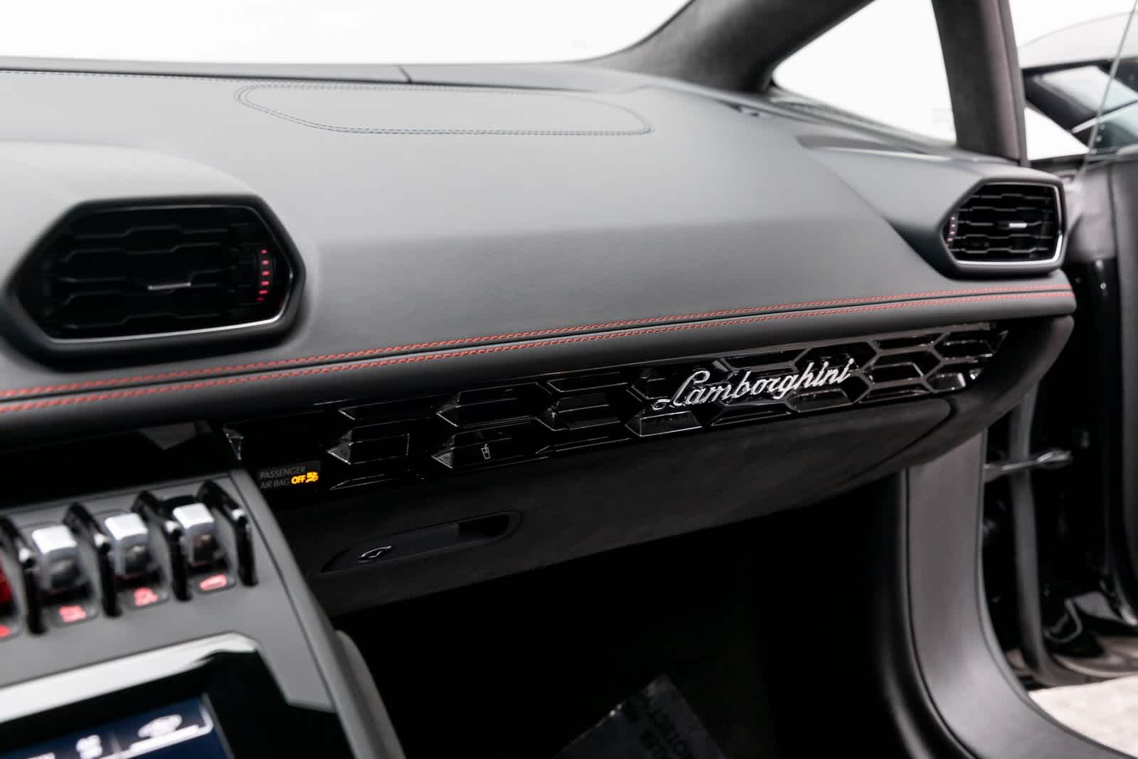 2022 Lamborghini Huracan EVO Coupe RWD