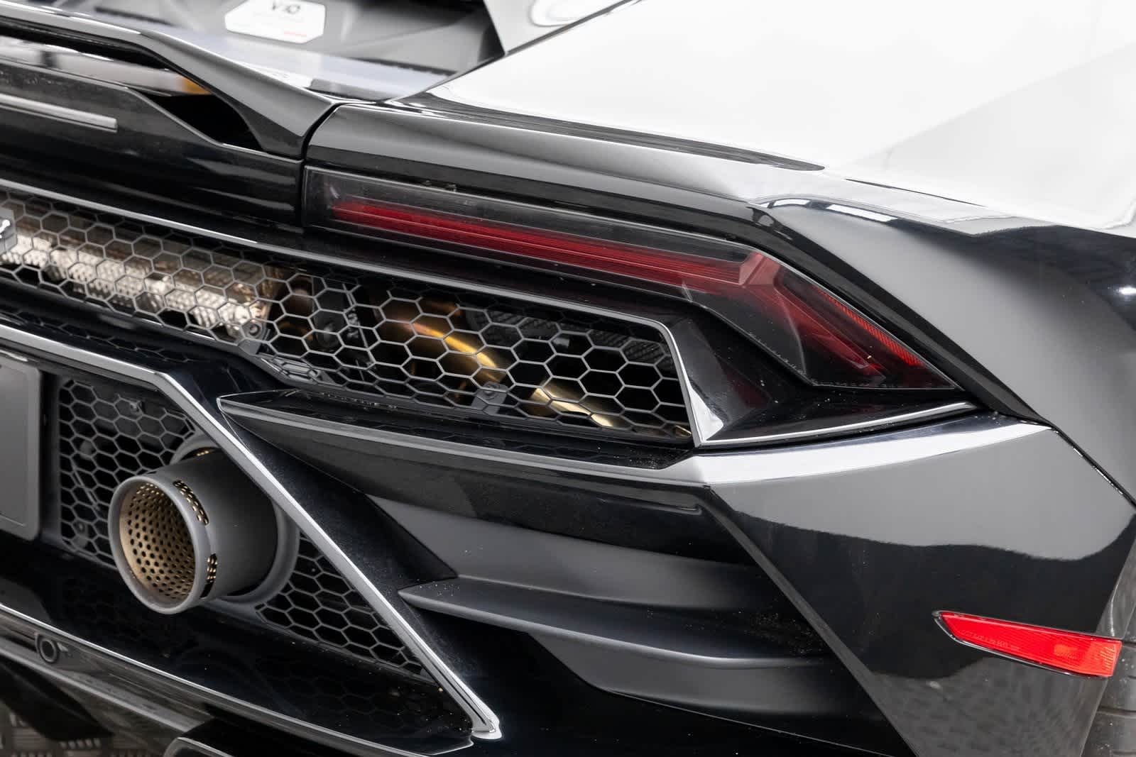 2022 Lamborghini Huracan EVO Coupe RWD