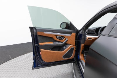 Lamborghini Urus AWD 2021