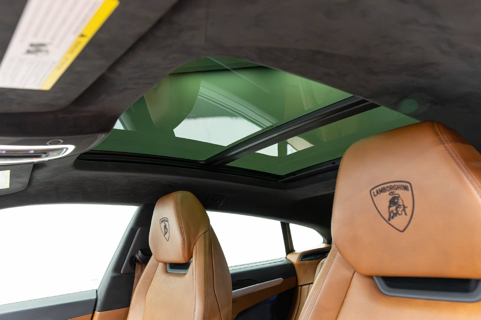 Lamborghini Urus AWD 2021