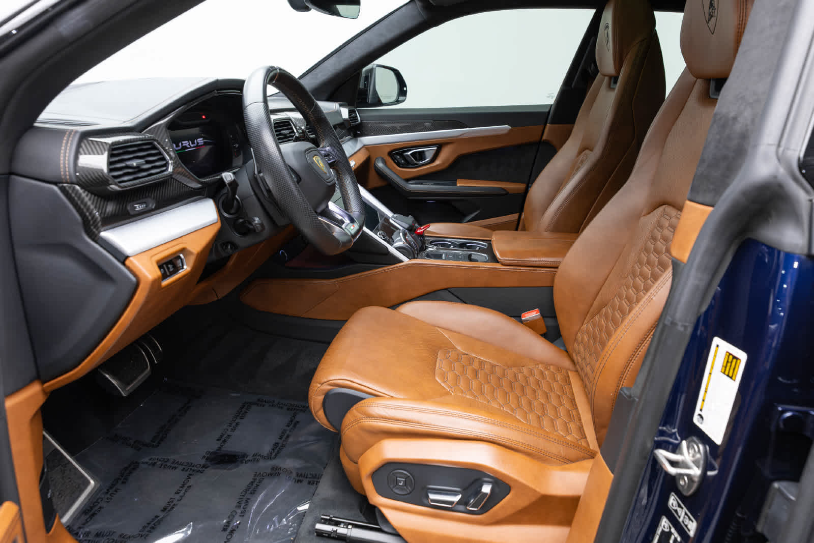 Lamborghini Urus AWD 2021