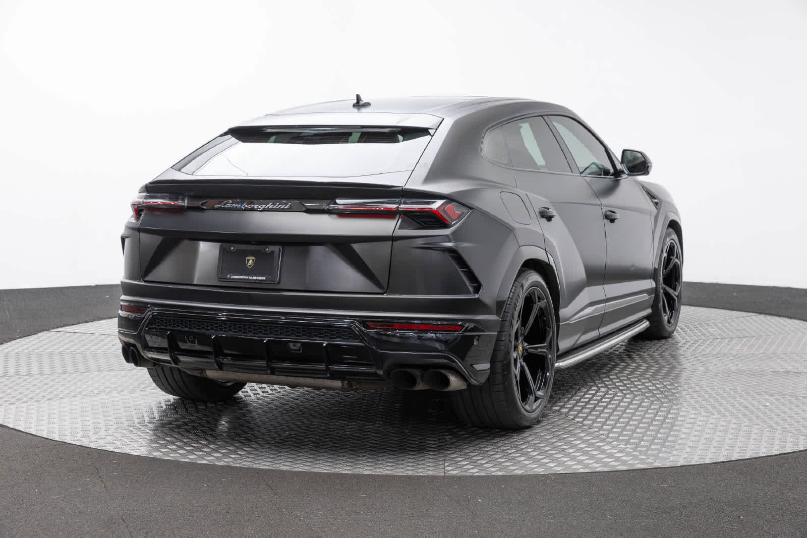 Lamborghini Urus AWD 2021