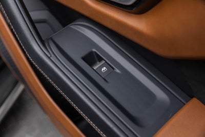 Lamborghini Urus AWD 2021