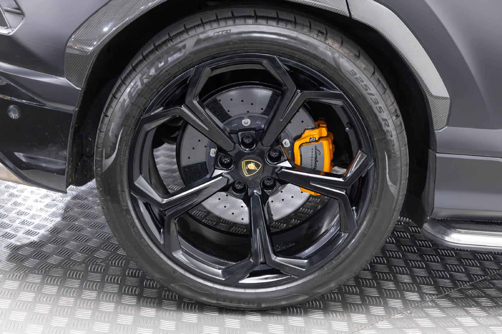 Lamborghini Urus AWD 2021