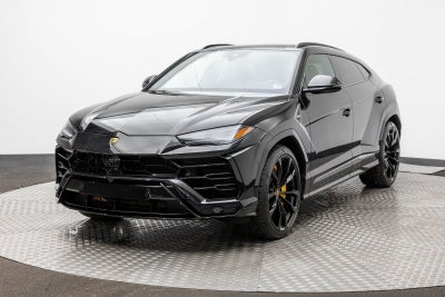 2022 Lamborghini Urus AWD