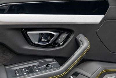 2022 Lamborghini Urus AWD