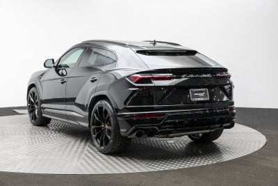 2022 Lamborghini Urus AWD