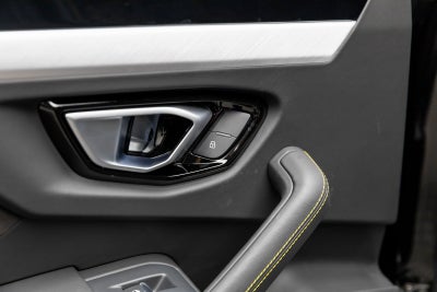 2022 Lamborghini Urus AWD