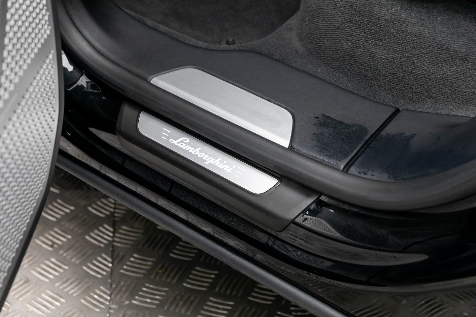 2022 Lamborghini Urus AWD