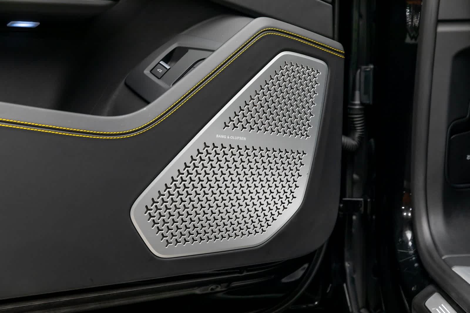 2022 Lamborghini Urus AWD