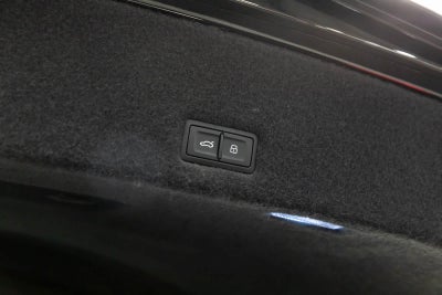 2022 Lamborghini Urus AWD