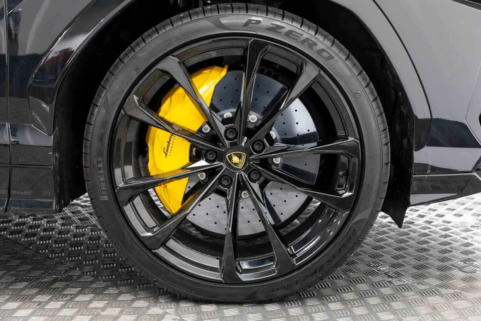 2022 Lamborghini Urus AWD