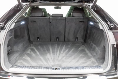 2022 Lamborghini Urus AWD