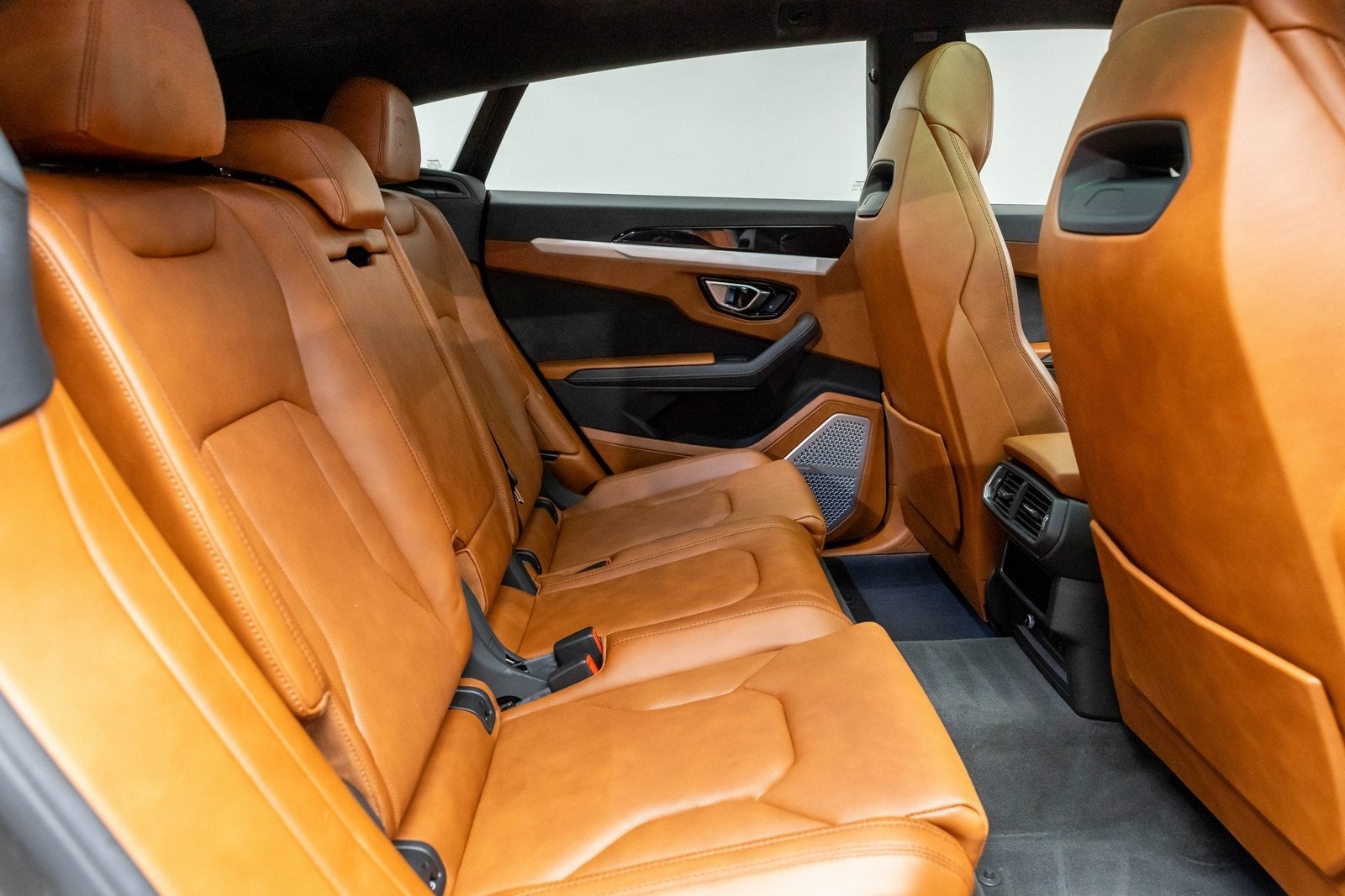 2022 Lamborghini Urus AWD