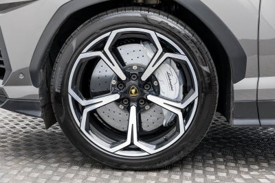 2022 Lamborghini Urus AWD