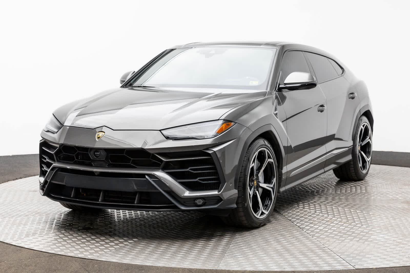 2022 Lamborghini Urus AWD