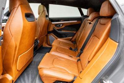 2022 Lamborghini Urus AWD