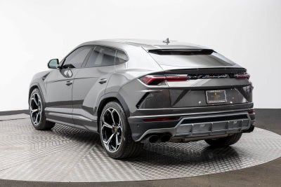 2022 Lamborghini Urus AWD