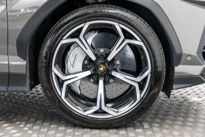 2022 Lamborghini Urus AWD